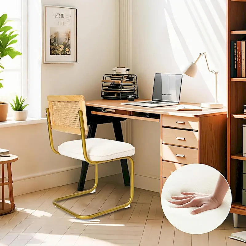 Chaises en rotin style moderne du milieu du siècle, assise rembourrée en polaire, sans accoudoirs, dossier en rotin et pieds en métal, lot de 2, couleur crème