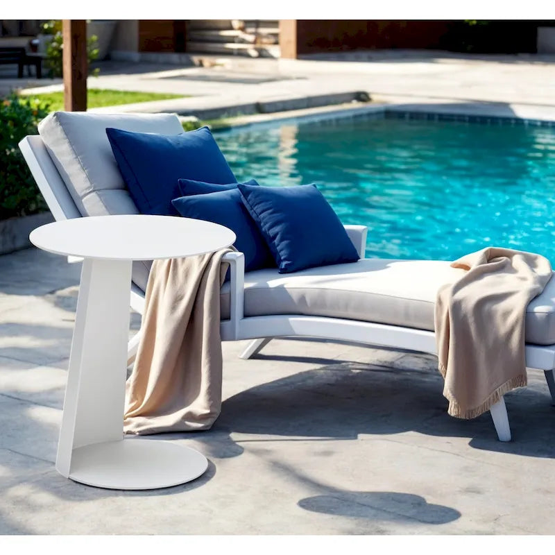 Table d'appoint d'extérieur arrondie en aluminium blanc HomeRoots 16