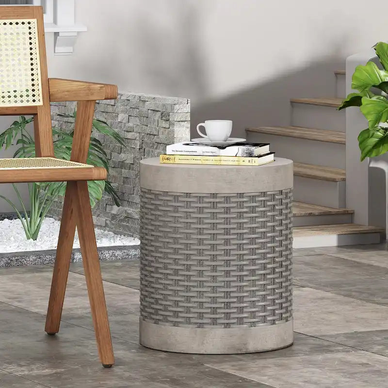 Outdoor Lightweight End Table Round