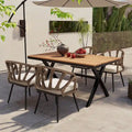 Ensemble de jardin contemporain avec chaises en rotin synthétique et table en bois synthétique