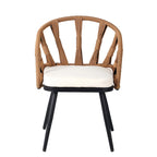 Ensemble de jardin contemporain avec chaises en rotin synthétique et table en bois synthétique