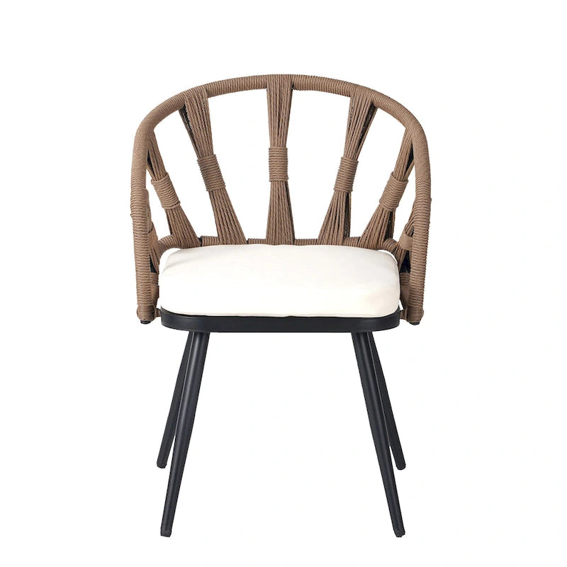 Ensemble de jardin contemporain avec chaises en rotin synthétique et table en bois synthétique