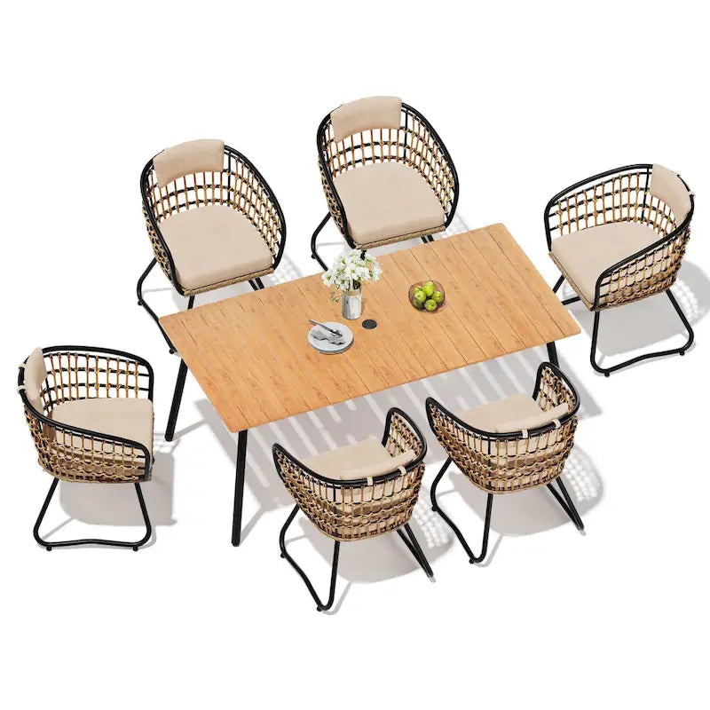 Ensemble de salle à manger d'extérieur 7 pièces : table en aluminium et chaises en rotin PE.