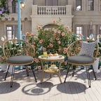 Ensemble de loisirs d'extérieur, composé de 2 chaises individuelles en rotin et d'une table ronde en verre, parfaitement adapté aux patios, balcons et cours.