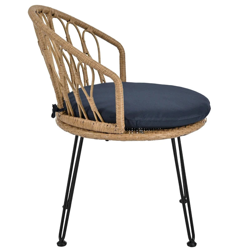 Ensemble de loisirs d'extérieur, composé de 2 chaises individuelles en rotin et d'une table ronde en verre, parfaitement adapté aux patios, balcons et cours.