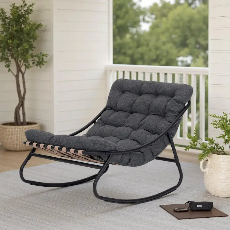 Fauteuil à bascule moderne d'intérieur/extérieur avec coussin