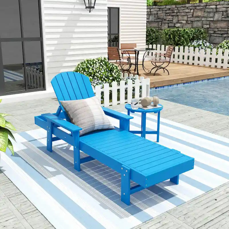 Chaise longue inclinable écologique Polytrends Altura Poly avec accoudoirs et table d'appoint (ensemble de 2 pièces)
