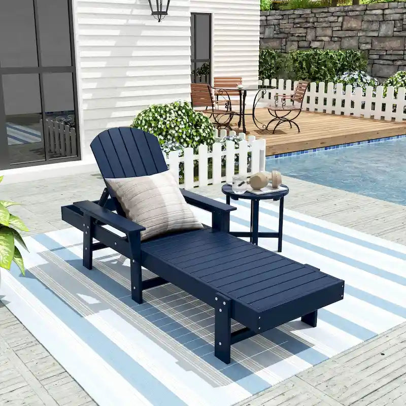 Chaise longue inclinable écologique Polytrends Altura Poly avec accoudoirs et table d'appoint (ensemble de 2 pièces)
