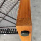 Ensemble bistro de patio Outsunny 3 pièces en bois avec coussins, mobilier de patio extérieur en résine tressée PE marron pour porche, cour, jardin