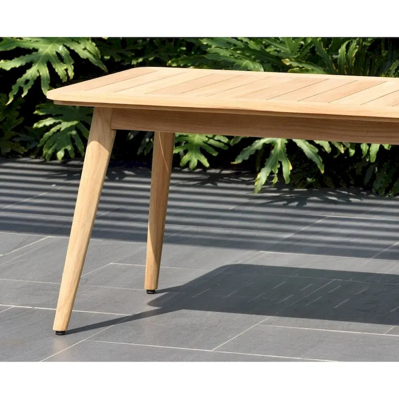 Table basse rectangulaire de style nordique en bois de teck. 100 % teck.