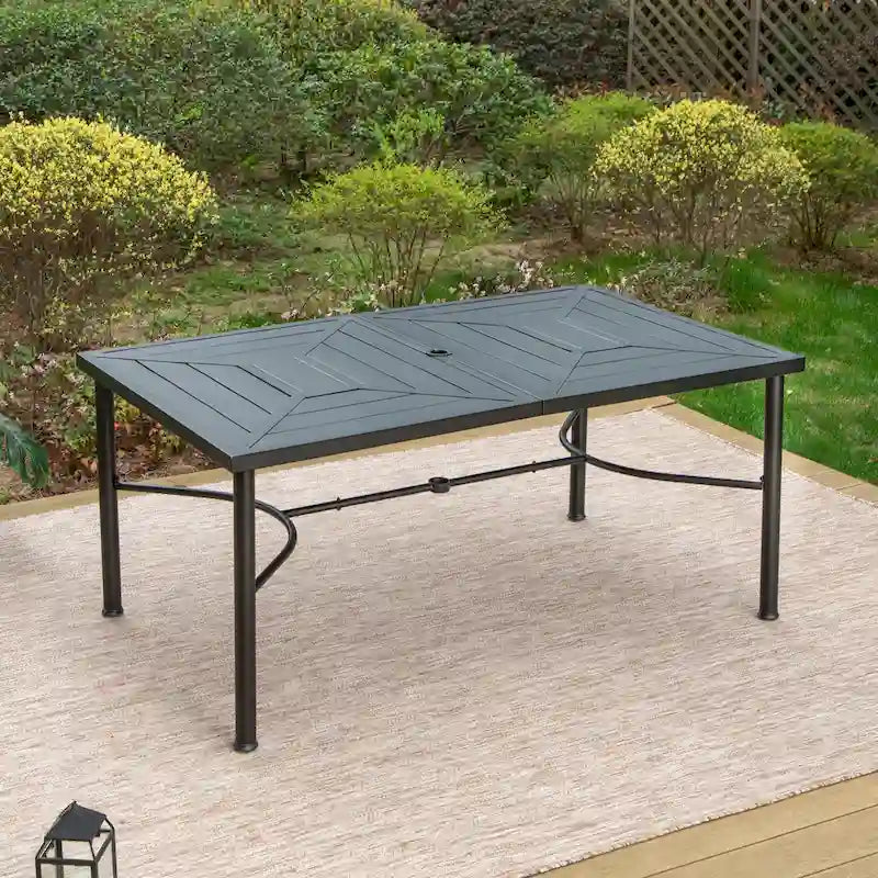 Ensemble de salle à manger d'extérieur 7 pièces, comprenant 6 chaises en tissu textilène et 1 table en métal avec trou pour parasol de 5,3 cm.