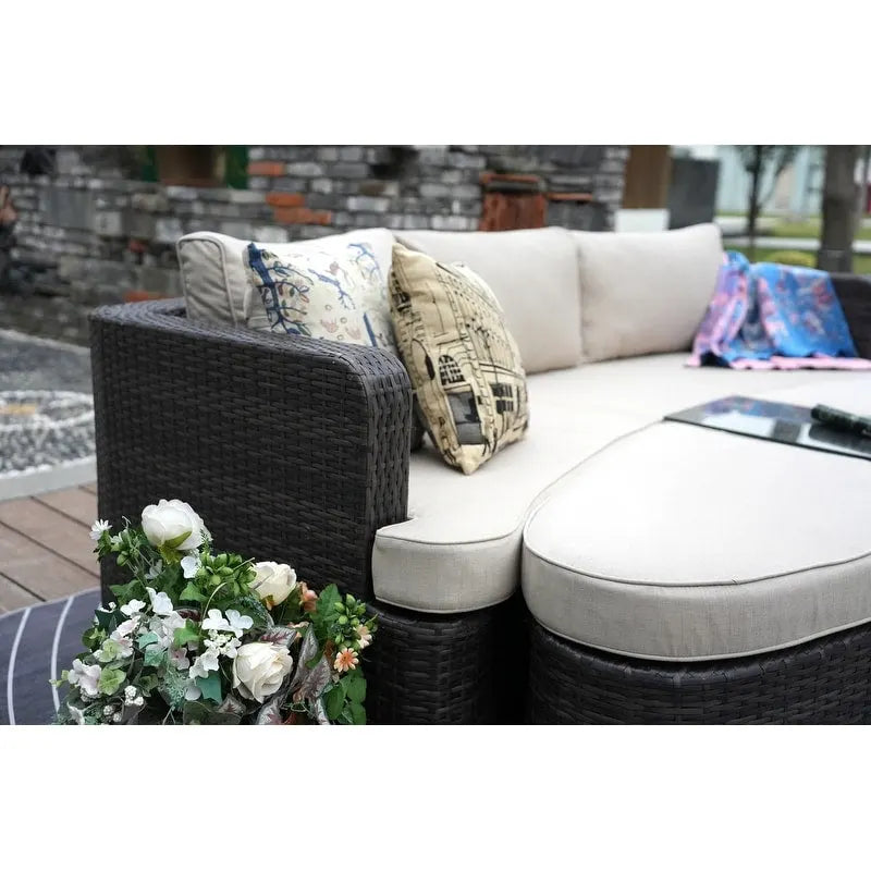 Ensemble de 9 pièces pour patio en résine tressée avec table foyer en béton