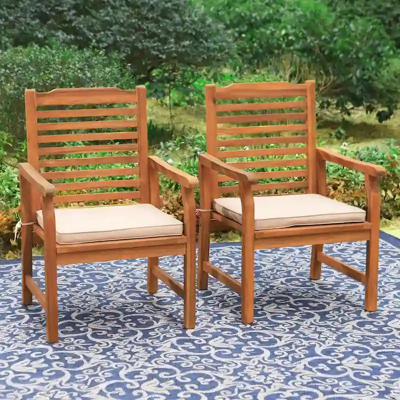Ensemble de 2 chaises de salle à manger de patio MAISON ARTS en bois d'acacia massif naturel, avec accoudoirs en bois fini à l'huile.