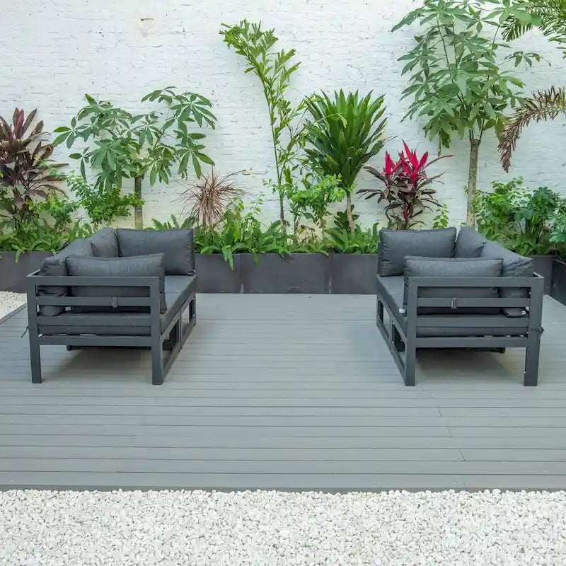 Ensemble de canapé d'angle 4 pièces LeisureMod Chelsea pour patio extérieur, en aluminium noir avec coussins
