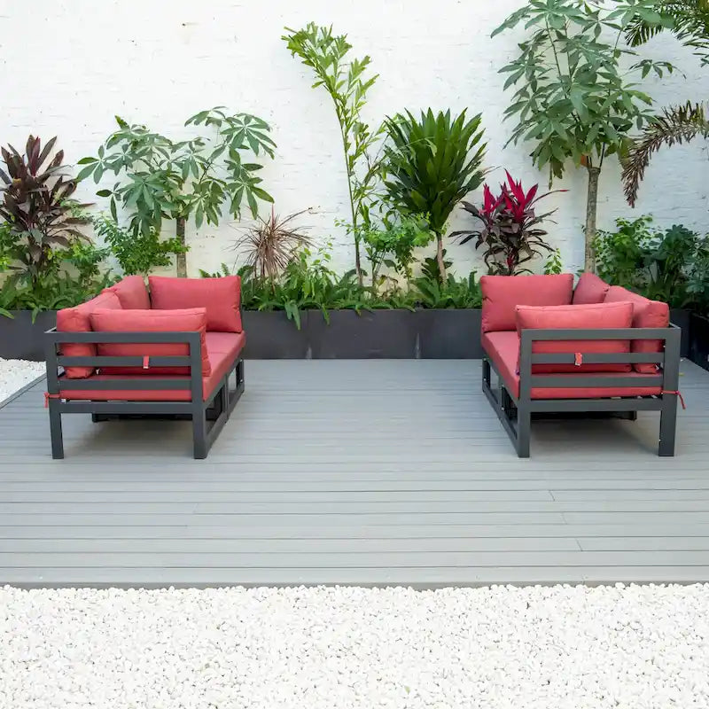 Ensemble de canapé d'angle 4 pièces LeisureMod Chelsea pour patio extérieur, en aluminium noir avec coussins