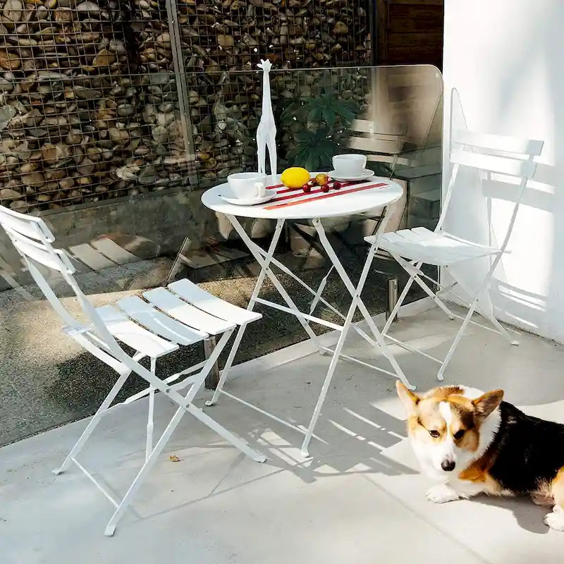 Ensemble bistro 3 pièces en fer thermolaqué comprenant une table et des chaises de jardin pliables