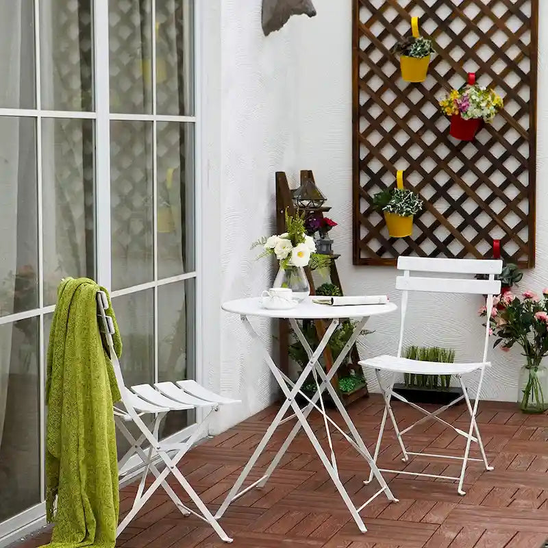 Ensemble bistro 3 pièces en fer thermolaqué comprenant une table et des chaises de jardin pliables