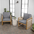 Chaises de patio d'extérieur Saranac en bois d'acacia tressé, style moderne du milieu du siècle, avec coussins (lot de 2), par JONATHAN Y.