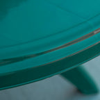 Table de patio ronde en plastique de 92 cm de diamètre avec trou pour parasol, table de bistrot d'extérieur, idéale pour un bar, un jardin, une cour, une piscine ou tout autre espace extérieur.