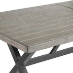 Ensemble de salle à manger d'extérieur en osier avec chaises et table