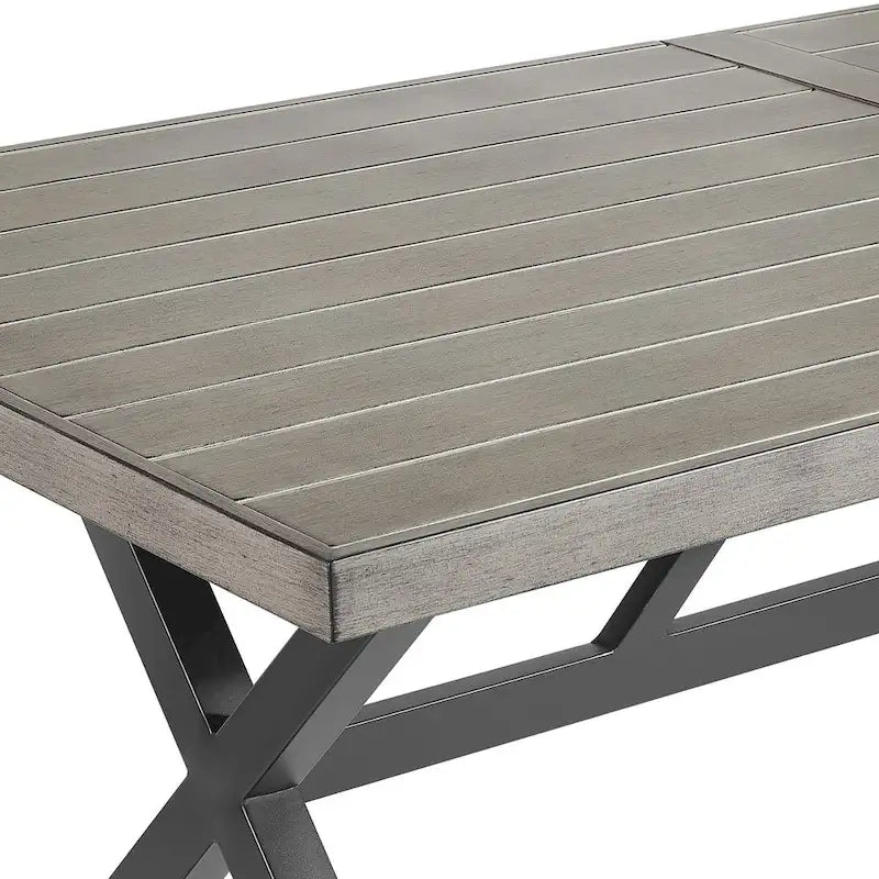 Ensemble de salle à manger d'extérieur en osier avec chaises et table
