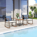 Ensemble de conversation 3 pièces avec fauteuil à bascule d'extérieur, table basse et coussins, idéal pour balcon, terrasse ou piscine.
