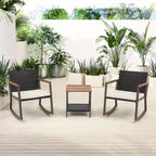 Ensemble de conversation 3 pièces avec fauteuil à bascule d'extérieur, table basse et coussins, idéal pour balcon, terrasse ou piscine.