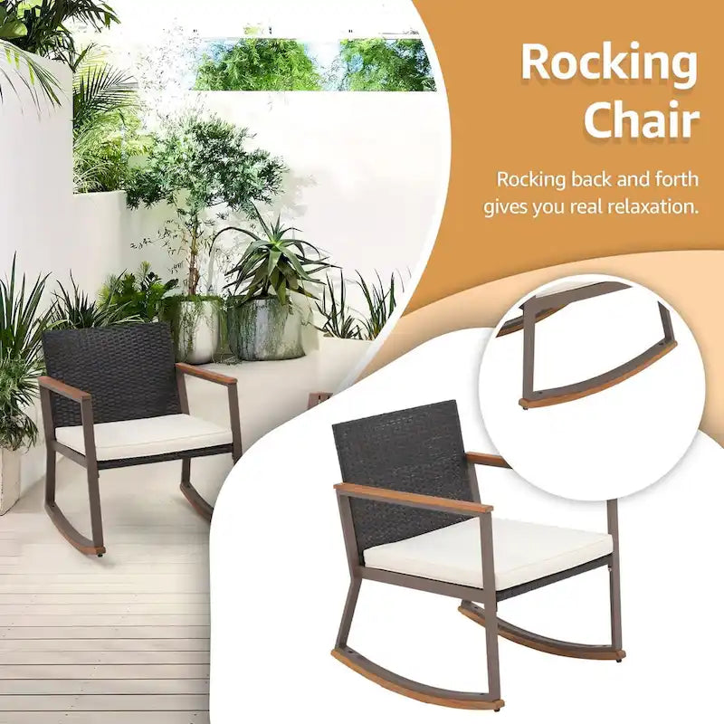 Ensemble de conversation 3 pièces avec fauteuil à bascule d'extérieur, table basse et coussins, idéal pour balcon, terrasse ou piscine.